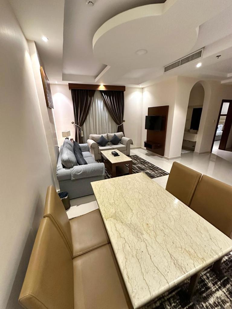 Sas Al Olaya Hotel Suites Al-Hobar Kültér fotó